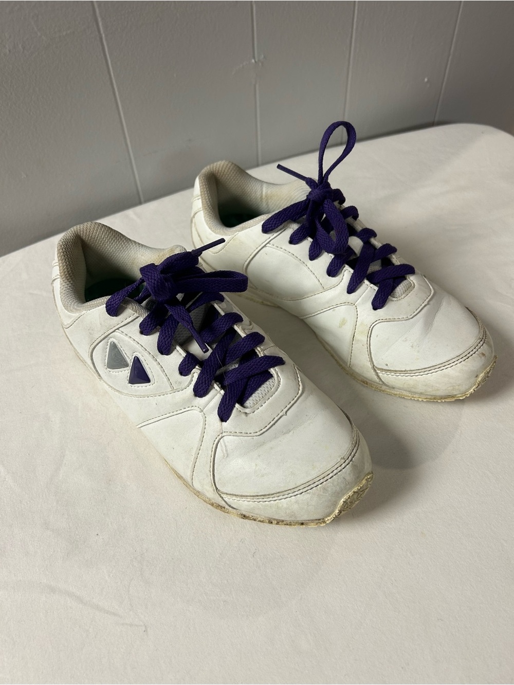 Kaepa Cheerleading sneaker youth 5.5